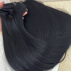 24 in straight Black hair extensions  1B   Clip ins  hair extensions for…